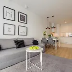 Nowy Apartament: Beachside Comfort With Modern Amenities Apartment