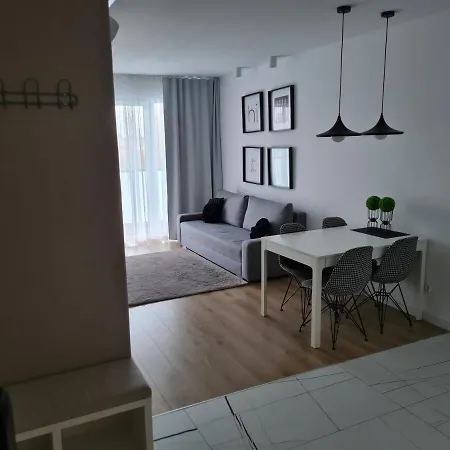 Apartment Nowy Apartament: Beachside Comfort With Modern Amenities
