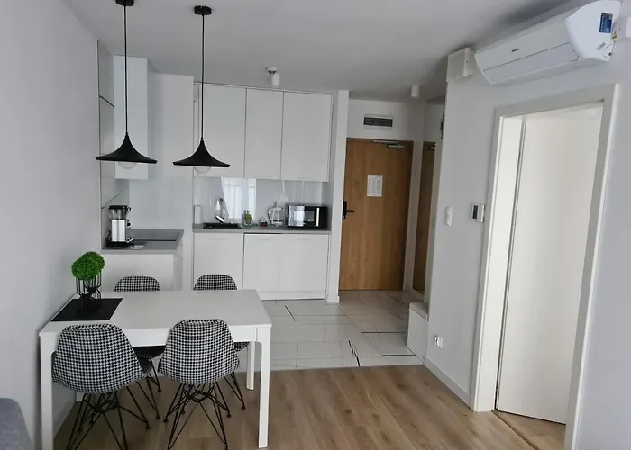 Lägenhet Kasprowicza 20a Klimatyzacja Basen Fintess Sauny Parking Bawialnia Zmywarkataras Wysoki Standard W Pelni Wyposazony *